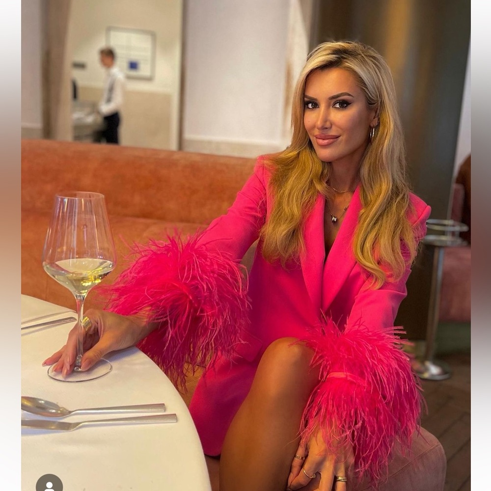 Bloggers Fav!!! NWT ZARA Straight Cut Feather Blazer - Picture 12 of 16